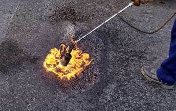 Pontblyddyn flat roofing repairs